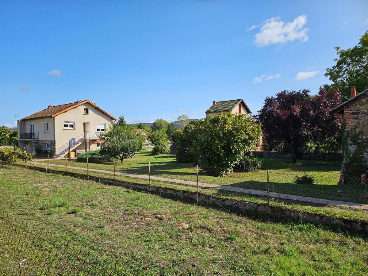 Апартаменти La Bourzede F3 Langeac Екстер'єр фото